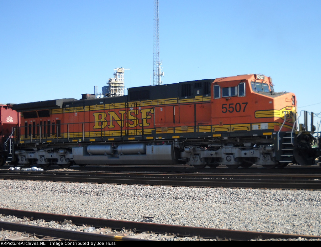 BNSF 5507